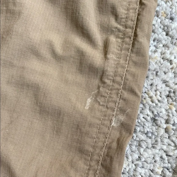 Columbia Men’s 30x34 convertible hiking pants - Picture 11 of 11